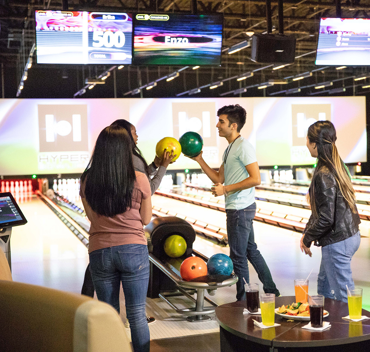 Fly'n Ducks - Duckpin Bowling